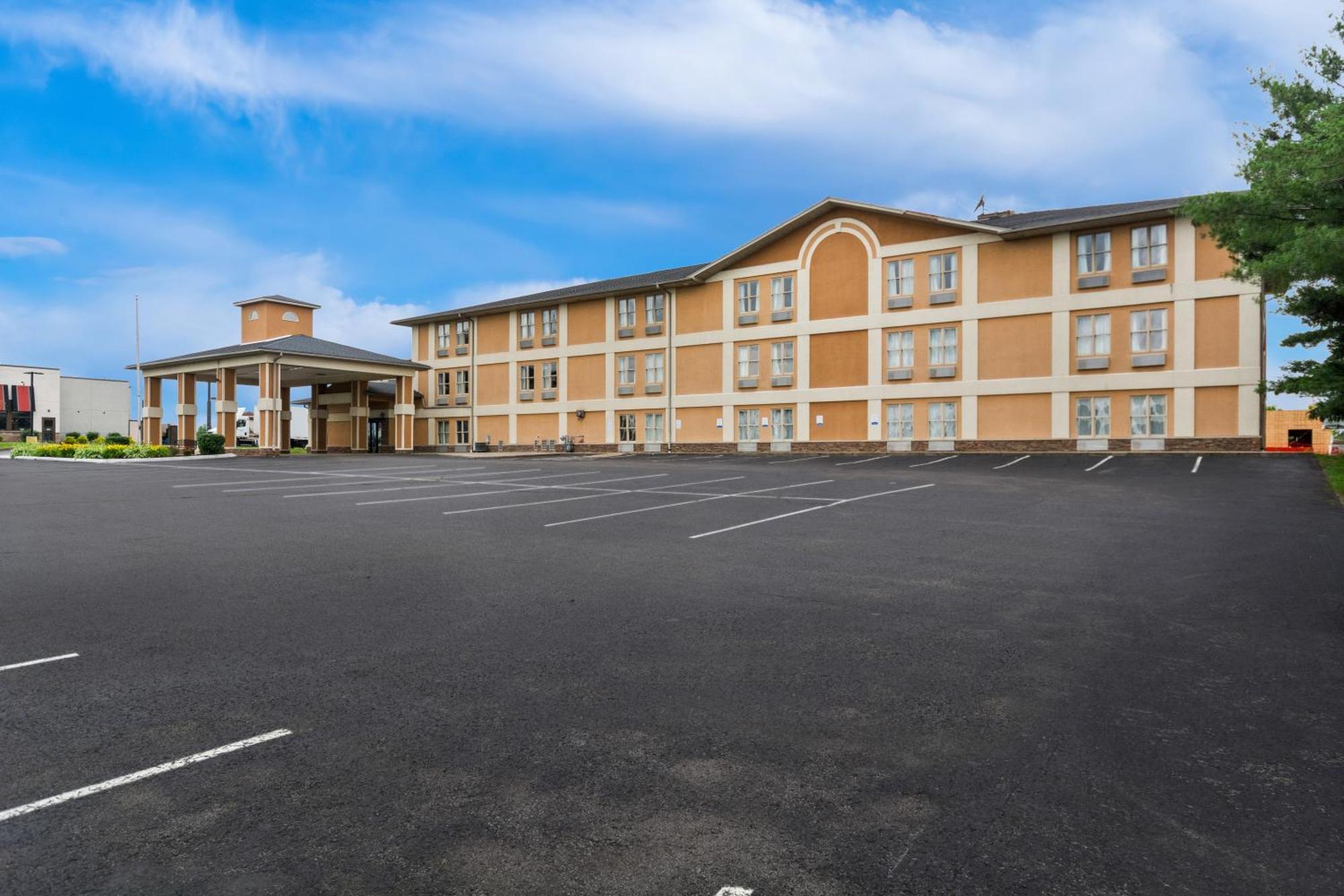 Quality Inn Драй-Рідж Екстер'єр фото